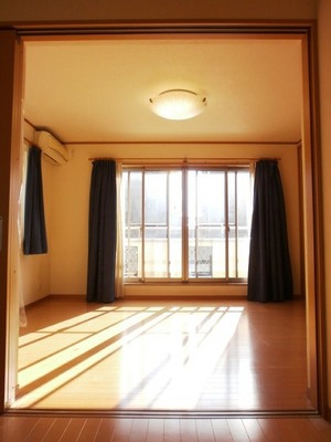 Living and room