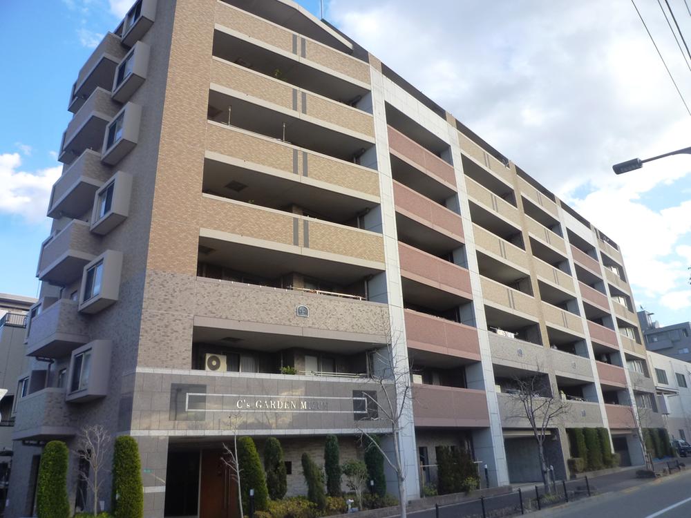 Local appearance photo. Local appearance photos (12 May 2013) Shooting ● luxury floating condominium