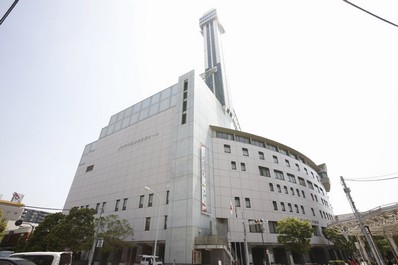 Building structure. Edogawa complex located in front of the station ・ Tower Hall Funabori. From the observation room of height 115m enjoy a view of 360 ° (Free) Other, cinema, Reception and ceremony, This facility can also be a conference (about 300m 4-minute walk)