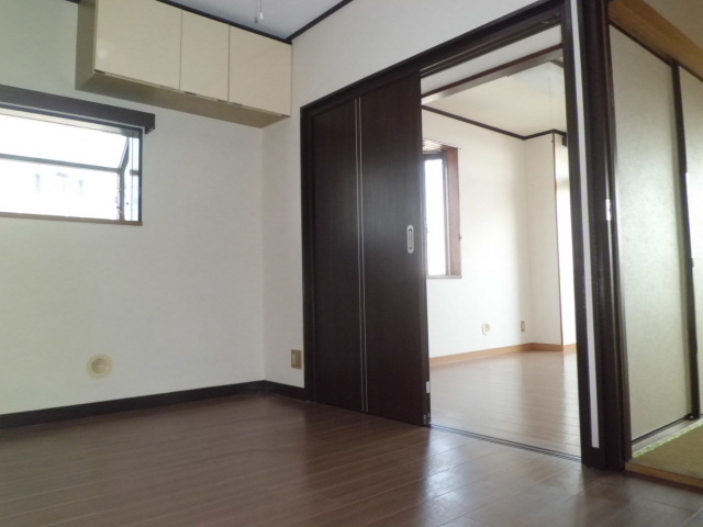 Living and room