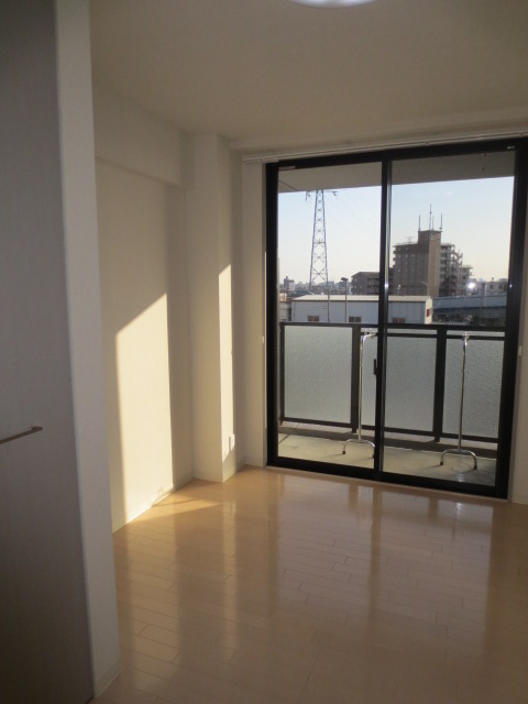 Living and room
