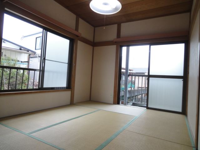 Living and room