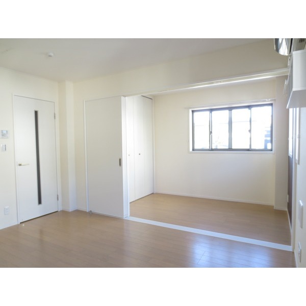 Living and room