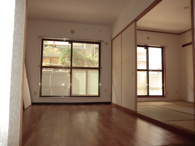 Living and room