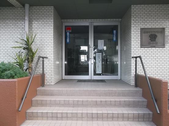 Entrance. Common areas