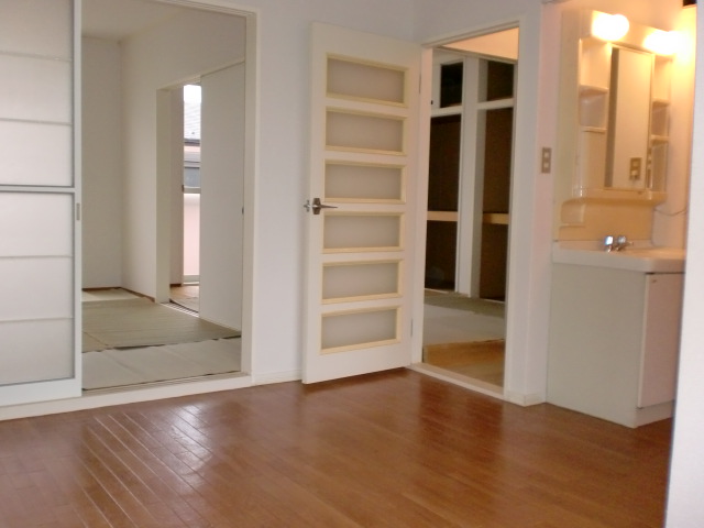 Living and room