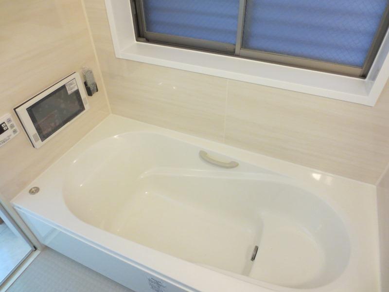 bathroom With window Spacious type of 160CM × 160CM With heating dryer TV Yes → TV viewing while sitz bath, , , Please spend the luxurious time.