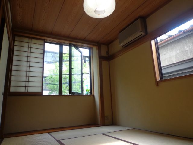 Living and room