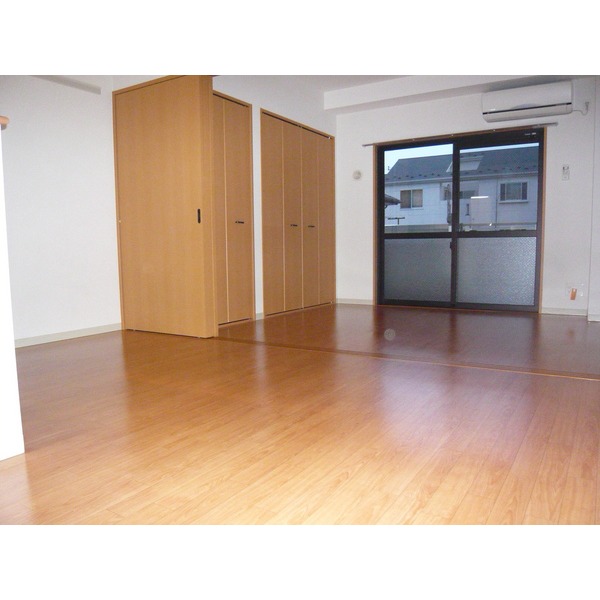 Living and room