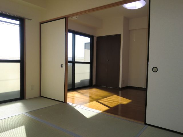 Living and room
