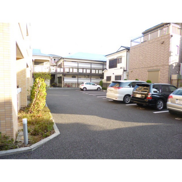 Parking lot