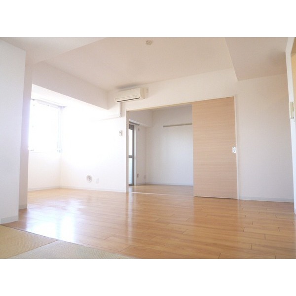 Living and room