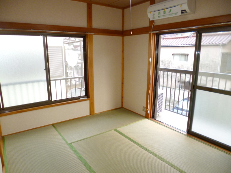 Other room space. 2F Japanese-style room ・ Tatamigae will do before contract.