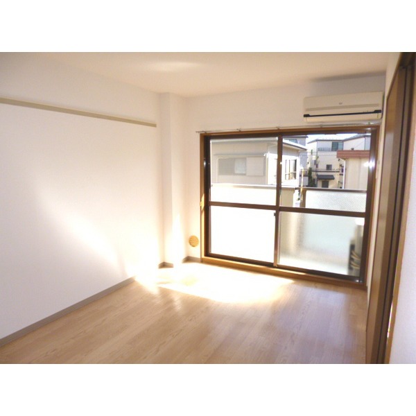Other room space