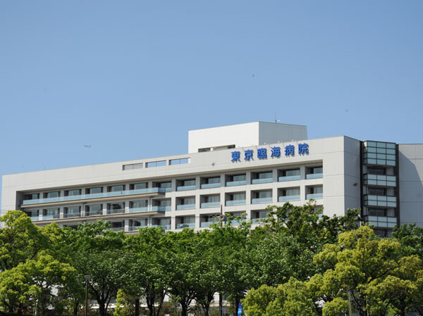 Surrounding environment. Tokyo Waterfront Area Hospital (General ・ Emergency) (about 2200m, Car about 4 minutes)