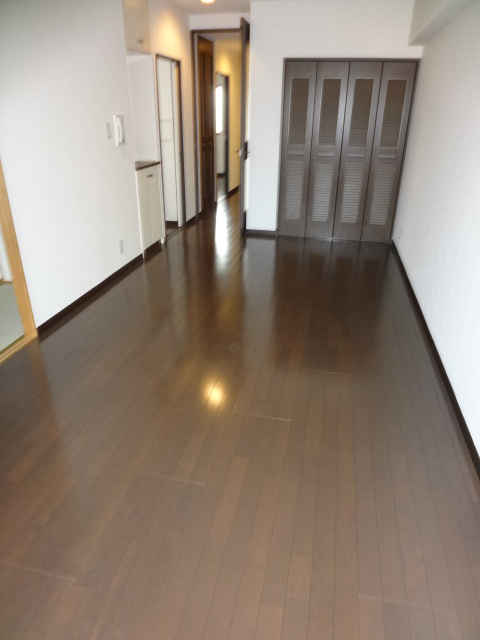 Living and room