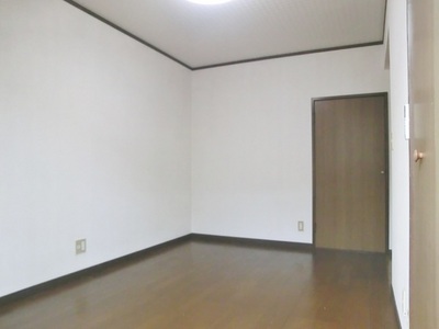 Living and room. It is a popular flooring.