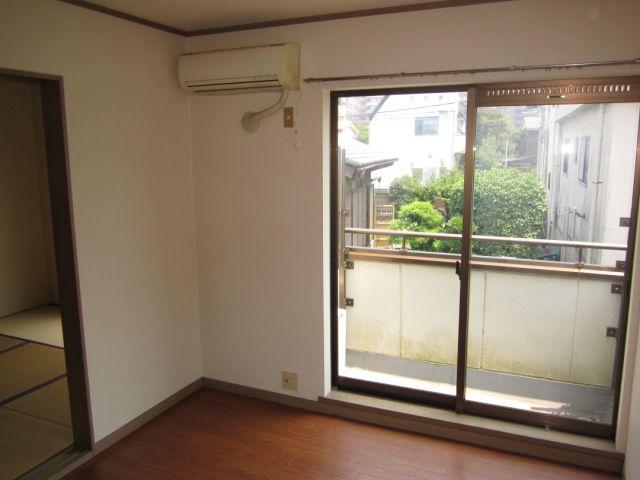 Living and room