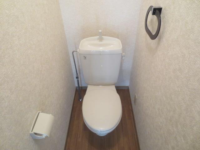 Bath. Toilet