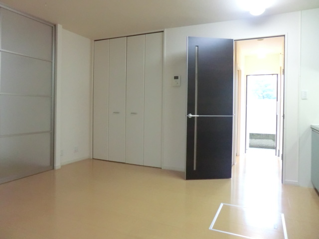 Living and room