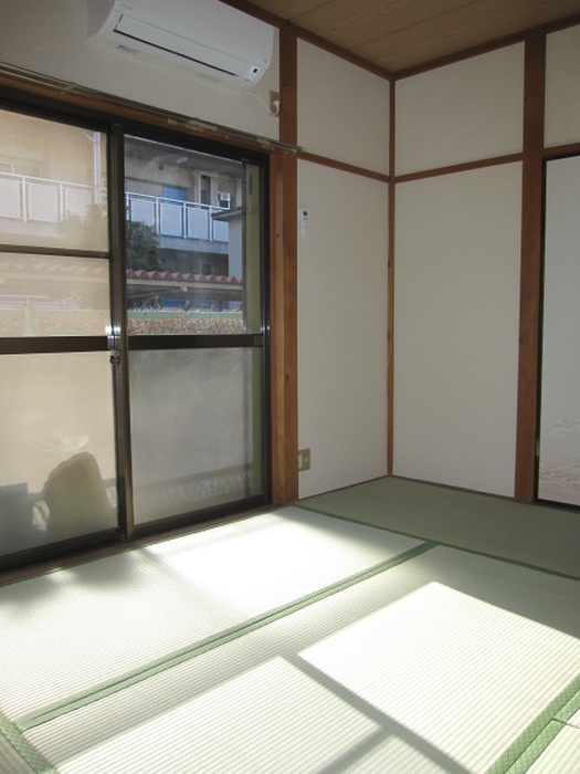 Living and room