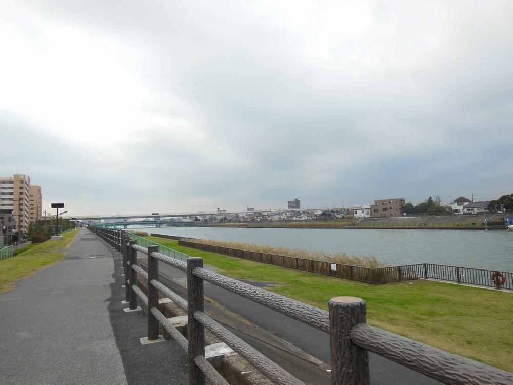 Other. Apartment is very close to the riverbed