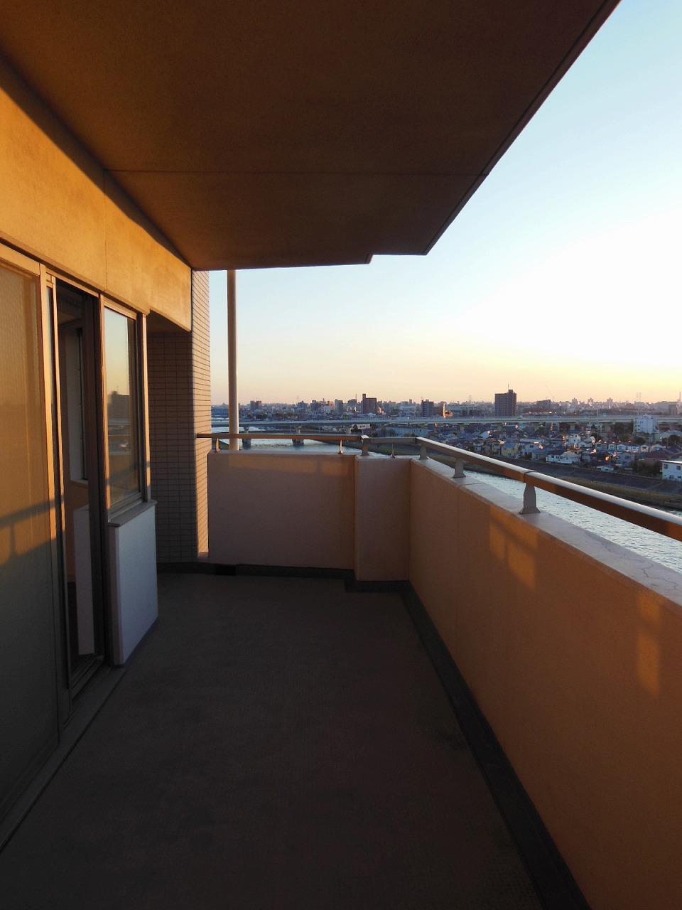 Balcony. Local (11 May 2013) Shooting