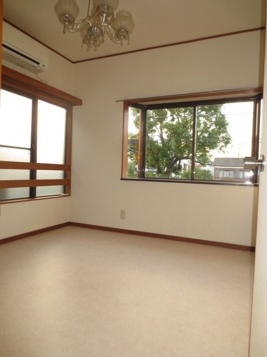 Living and room