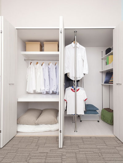 Receipt.  [Futon closet] In order to meet the voice that "there is no place to accommodate the futon.", Storage case not only the futon, Outfit, Neat Maeru well as smalls, The futon closet has been adopted in all houses.
