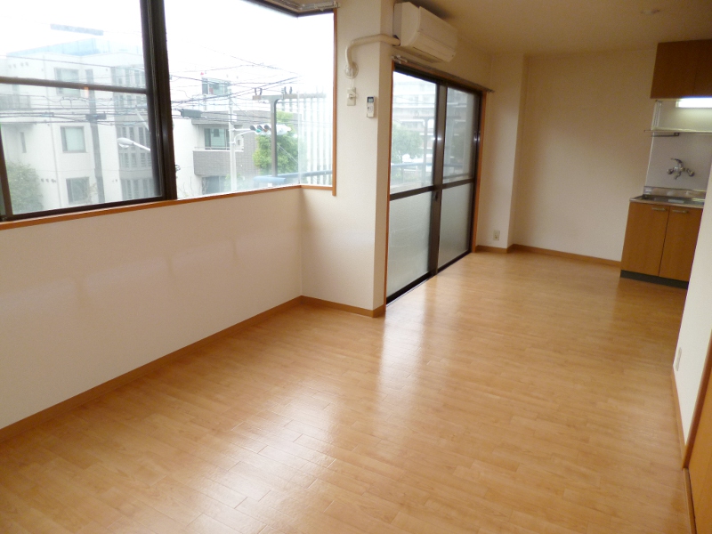 Living and room