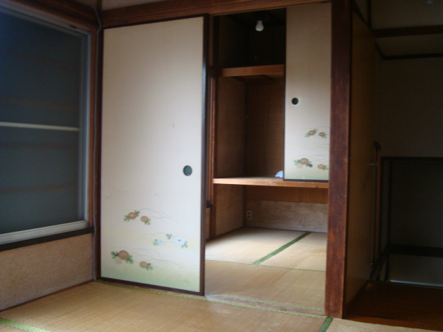 Living and room