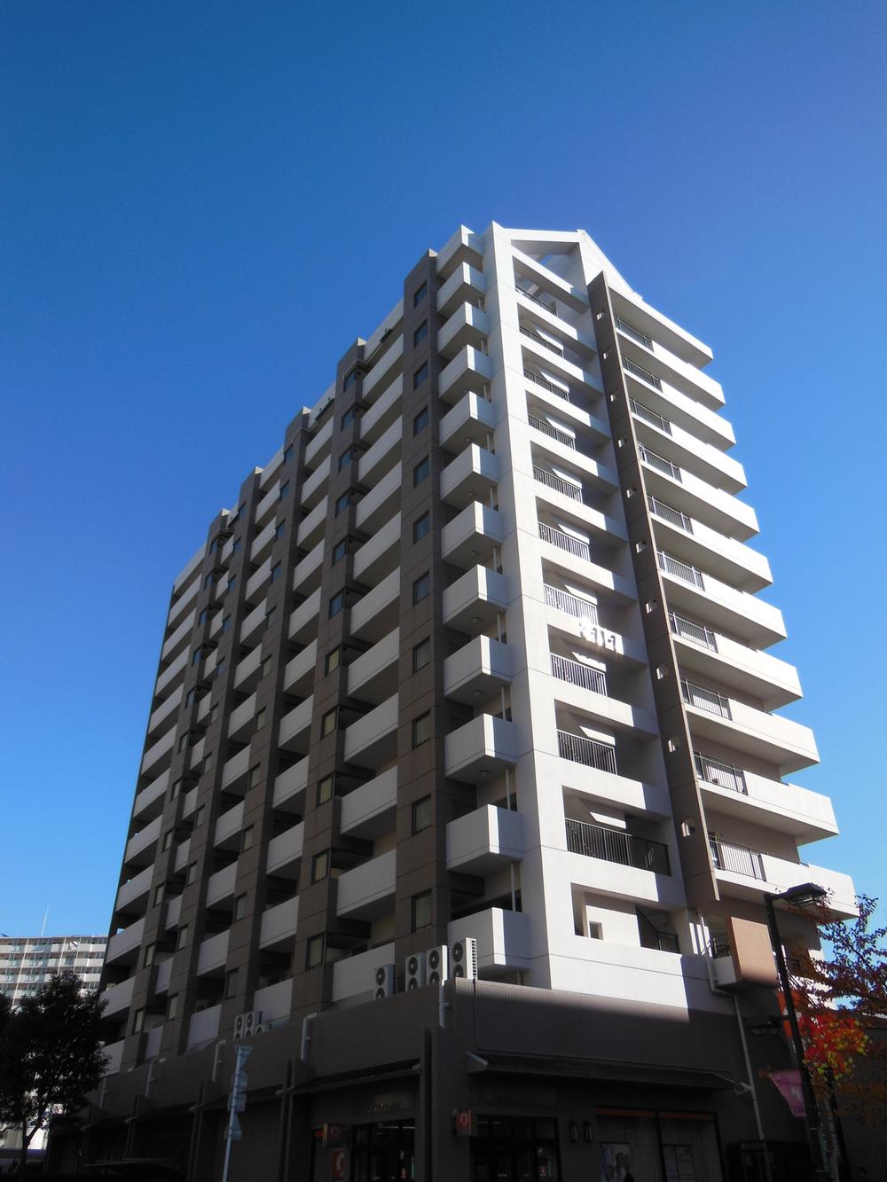 Local appearance photo. Local (11 May 2013) Shooting