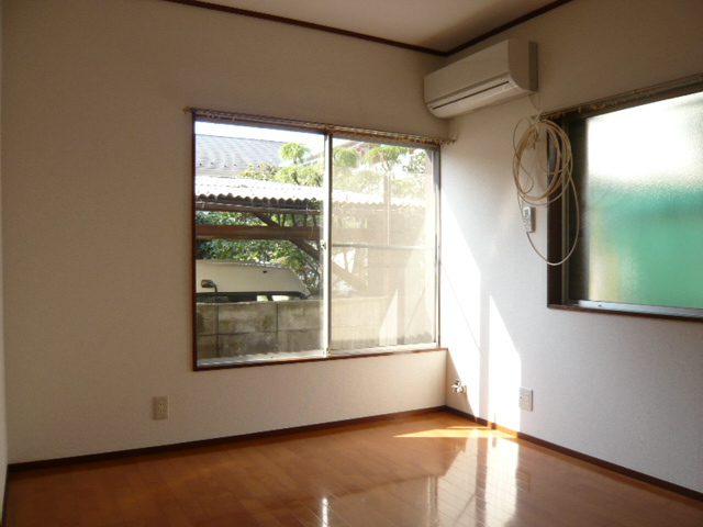 Living and room