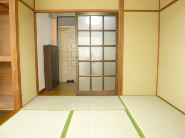 Living and room