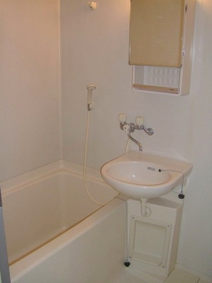 Bath. ☆ bathroom ☆