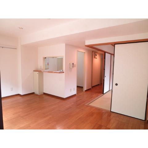 Living and room