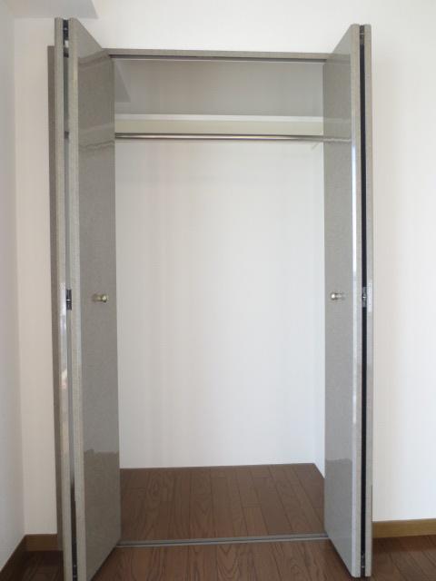 Receipt. closet