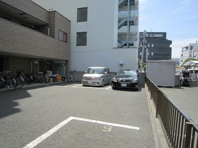 Parking lot