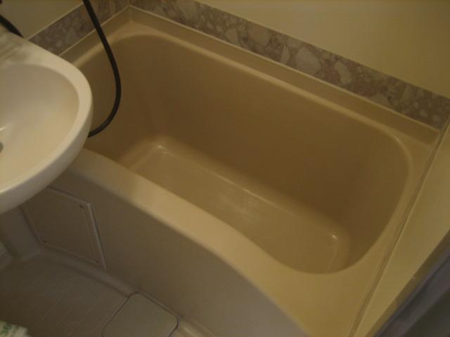 Bath. Bathroom