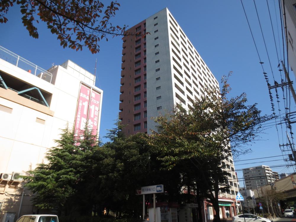 Local appearance photo. The total number of households is 150 units of condominiums Toei Shinjuku Line "Funabori" station Located a 2-minute walk