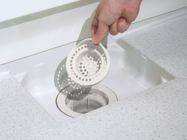 Bathing-wash room.  [Easy discarded hair catcher] Only the momentum of the drainage of the washing place, Is unity to clean clogged easy hair in the drain outlet, After that throw away only. It is easy daily care.  (Same specifications)