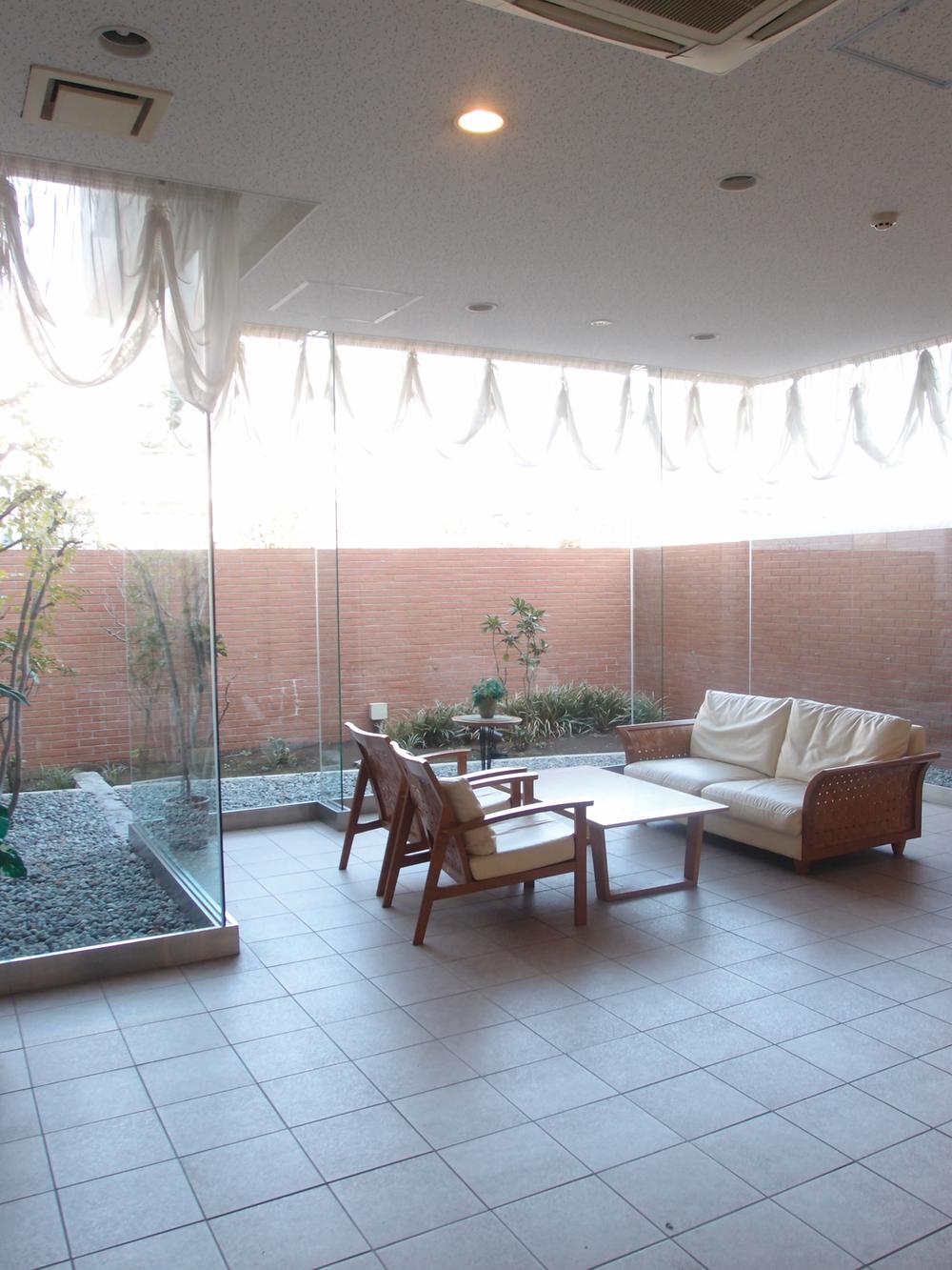 Entrance. Apartment shared part.