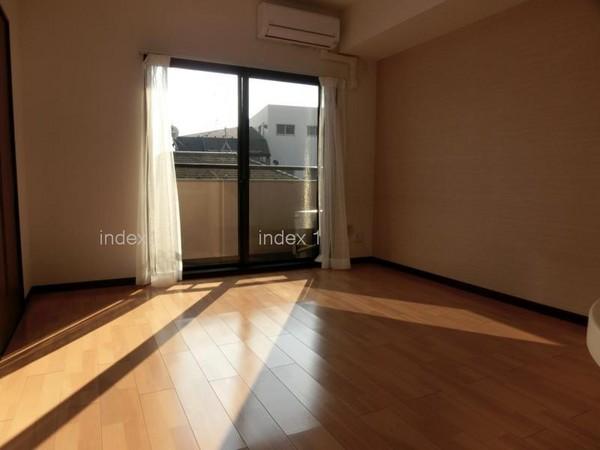 Living. Comfortably spend in the air-conditioned