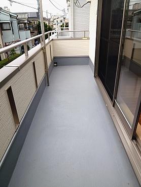 Kitchen. Balcony