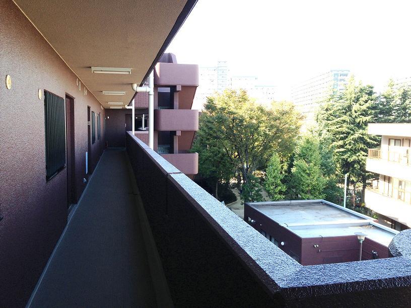 Other common areas. aisle