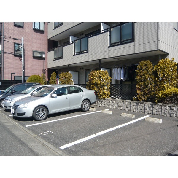 Parking lot
