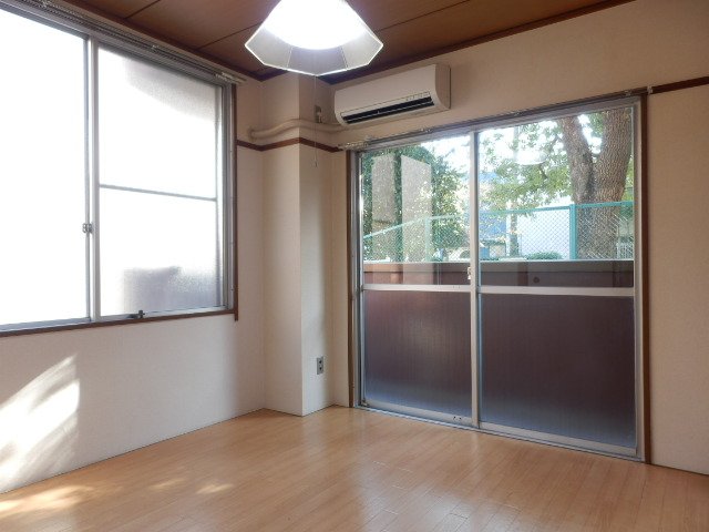 Living and room