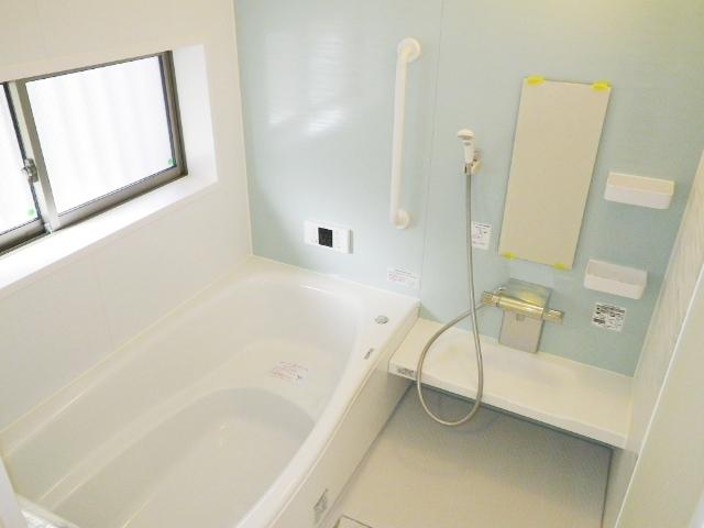 Same specifications photo (bathroom). It is the example of construction