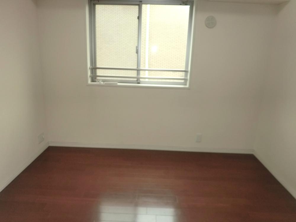 Non-living room. Service room