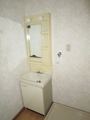 Washroom. Independent washroom with a washing machine inside the room